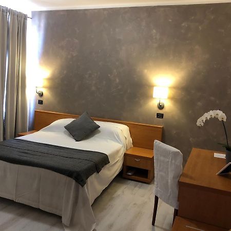 Aquam Albergo Acqui Terme Exteriör bild