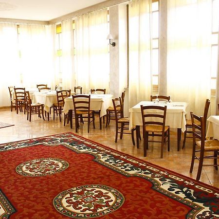 Aquam Albergo Acqui Terme Exteriör bild