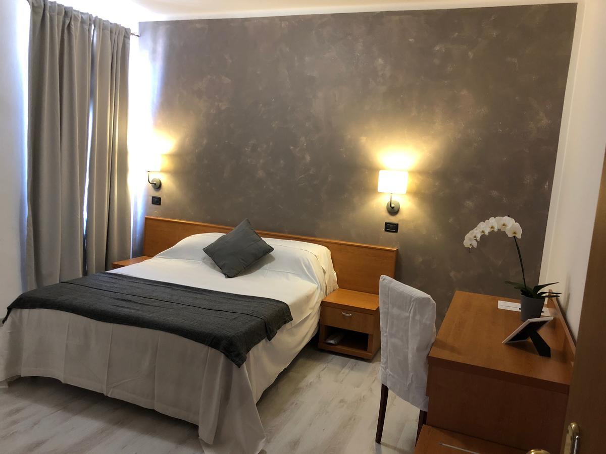 Aquam Albergo Acqui Terme Exteriör bild
