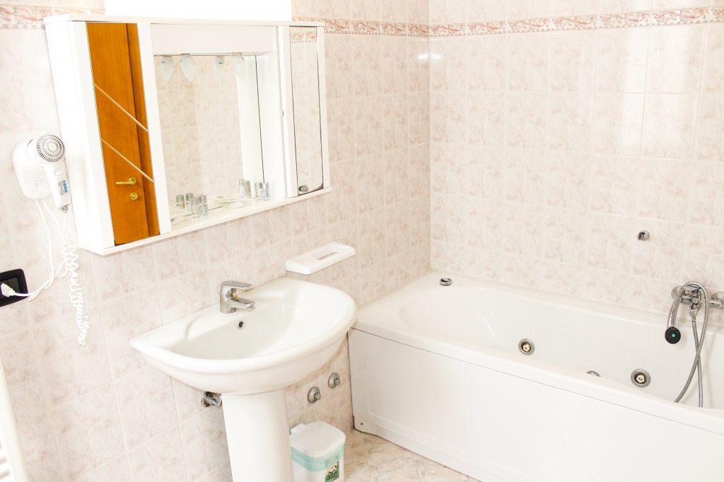 Aquam Albergo Acqui Terme Exteriör bild