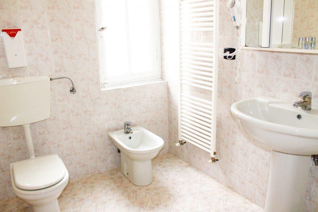 Aquam Albergo Acqui Terme Exteriör bild